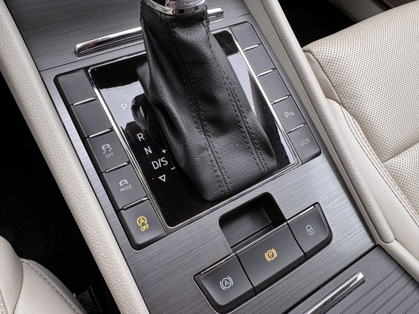 Škoda Superb 28