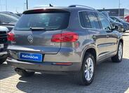 Volkswagen Tiguan 5