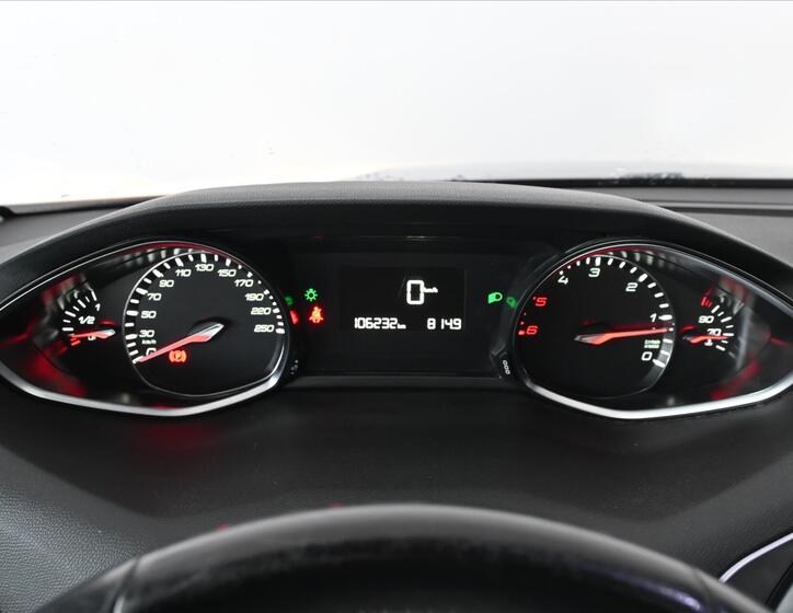 Peugeot 308 13