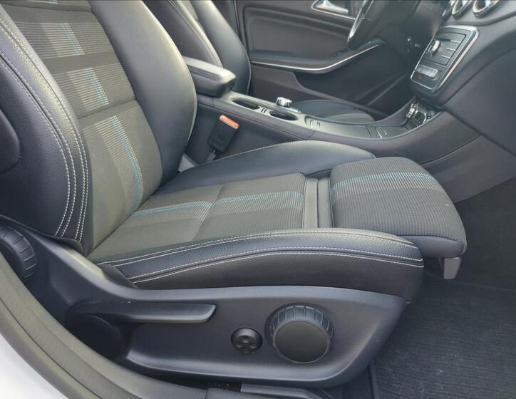 Mercedes-Benz CLA 19