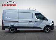 Nissan Interstar 4
