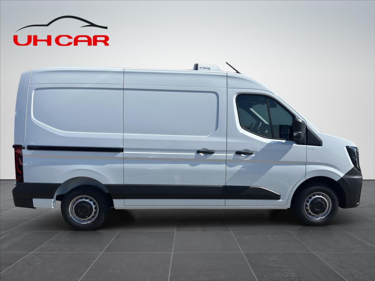 Nissan Interstar