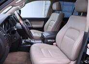 Toyota Land Cruiser 12