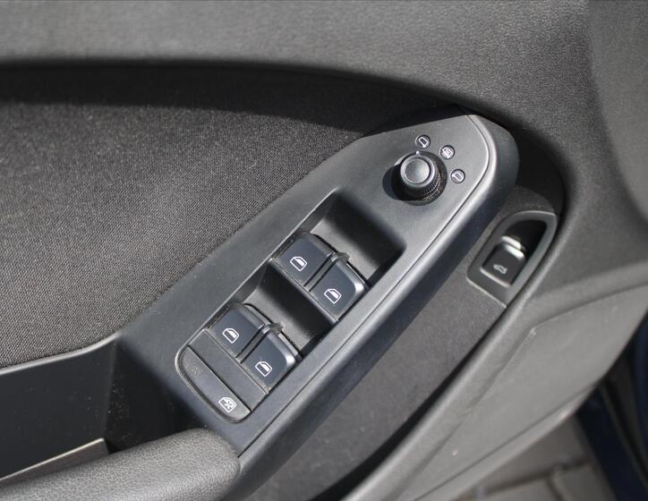Audi A4 16