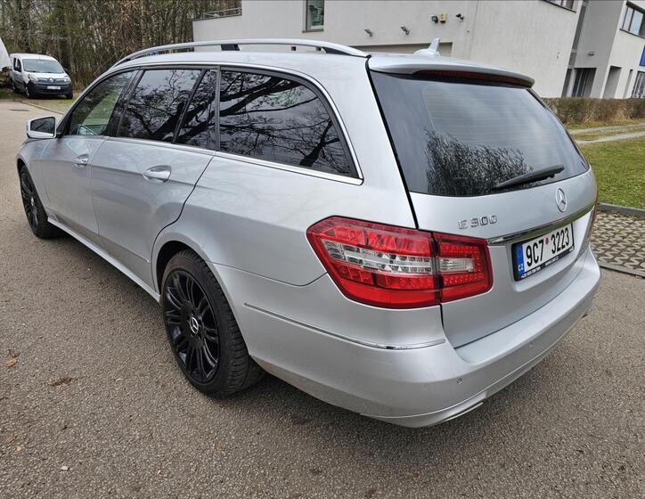 Mercedes-Benz Třídy E 4