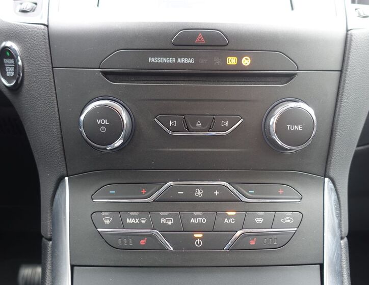 Ford S-MAX 21