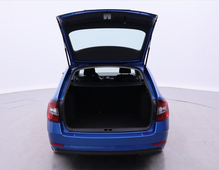 Škoda Octavia 9