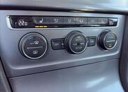 Volkswagen Golf 19