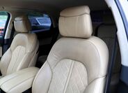 Audi A8 23