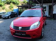 Dacia Sandero 1