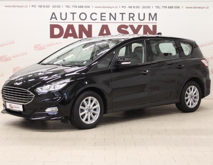 Ford S-MAX 1