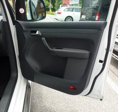 Volkswagen Caddy 26