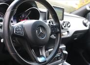 Mercedes-Benz Třídy X 19