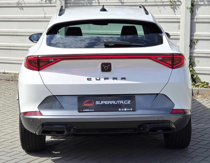Cupra Formentor 5