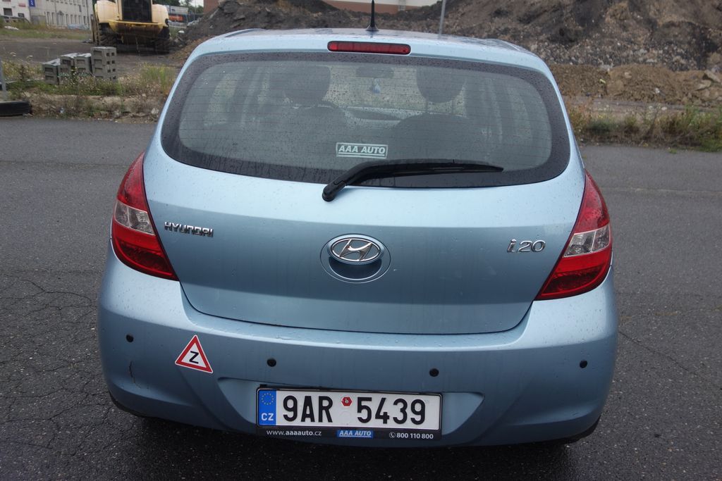Hyundai i20