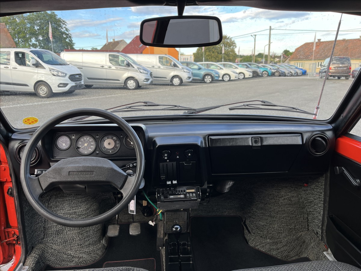 Škoda 105
