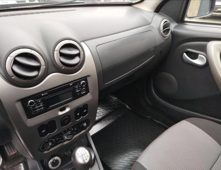 Dacia Duster 12