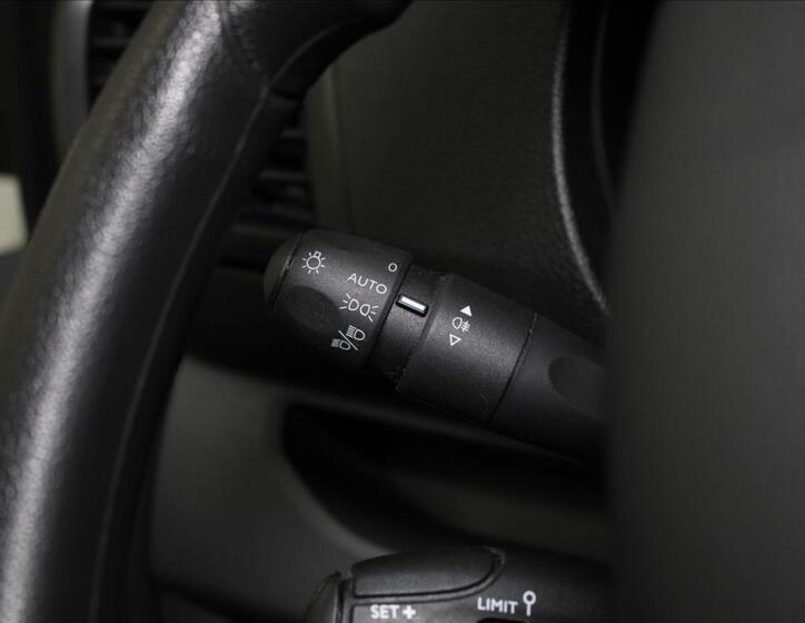 Peugeot Expert 15
