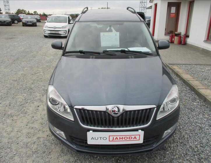 Škoda Roomster 2