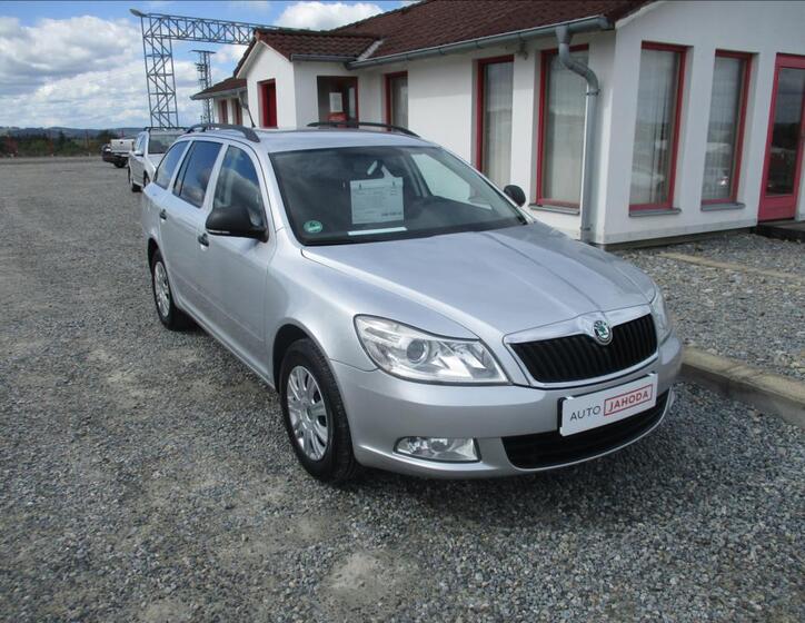 Škoda Octavia 1