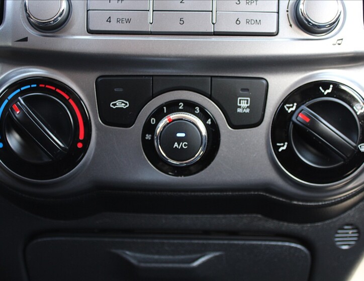 Hyundai i20 12