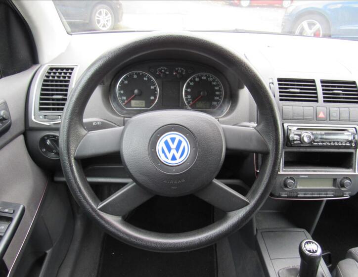 Volkswagen Polo 12