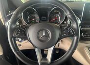 Mercedes-Benz Třídy V 12