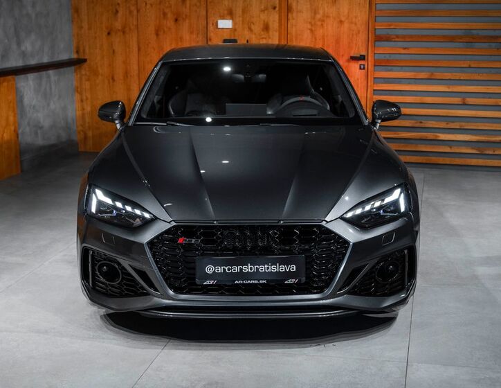 Audi RS5 10