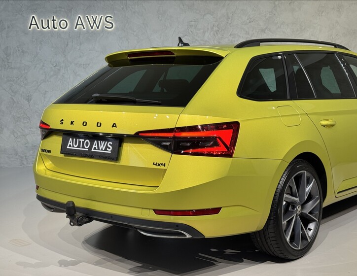 Škoda Superb 12