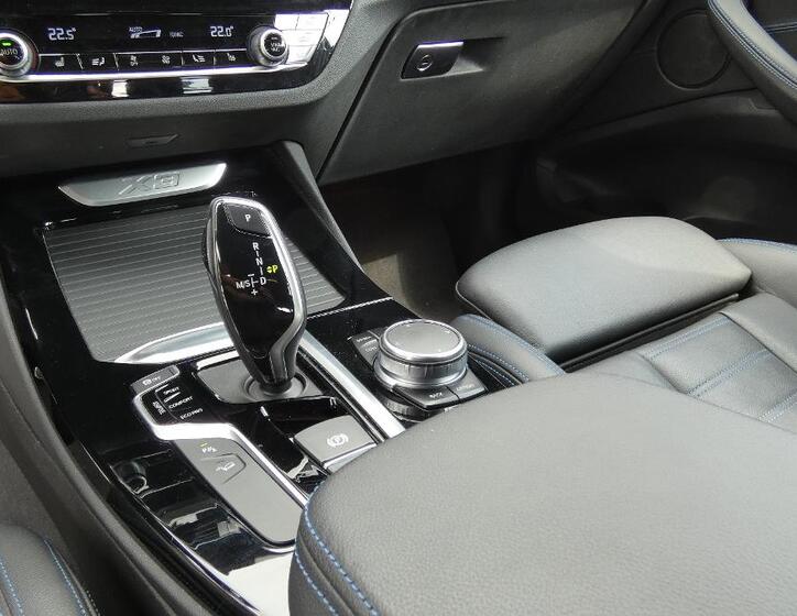 BMW X3 6