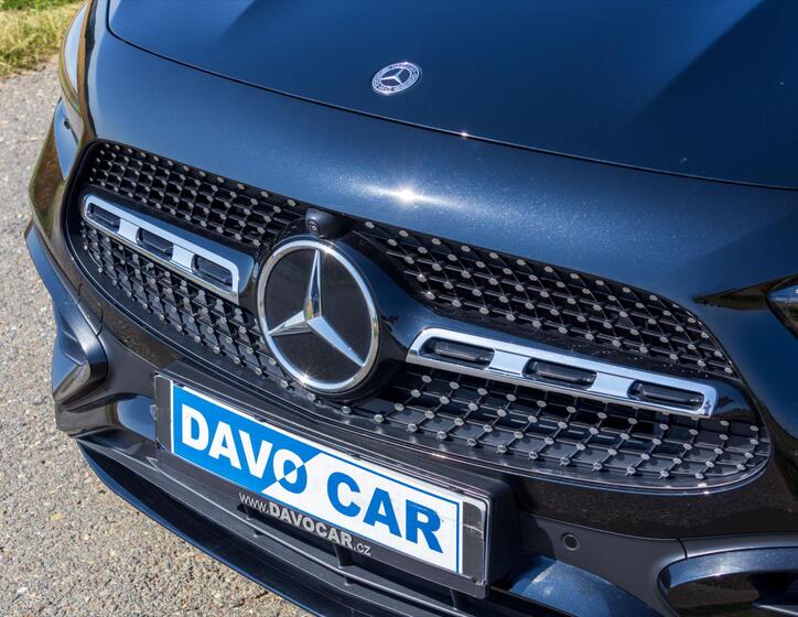 Mercedes-Benz GLA 44