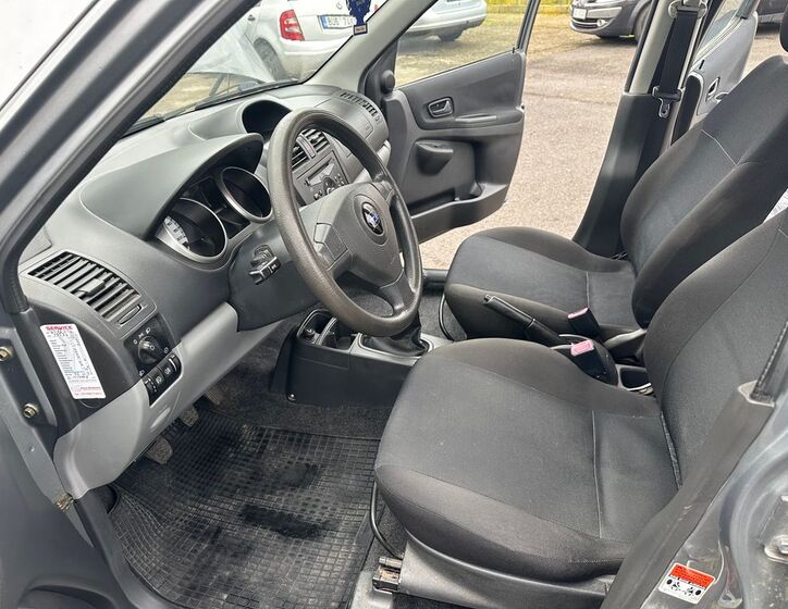 Subaru Justy 7