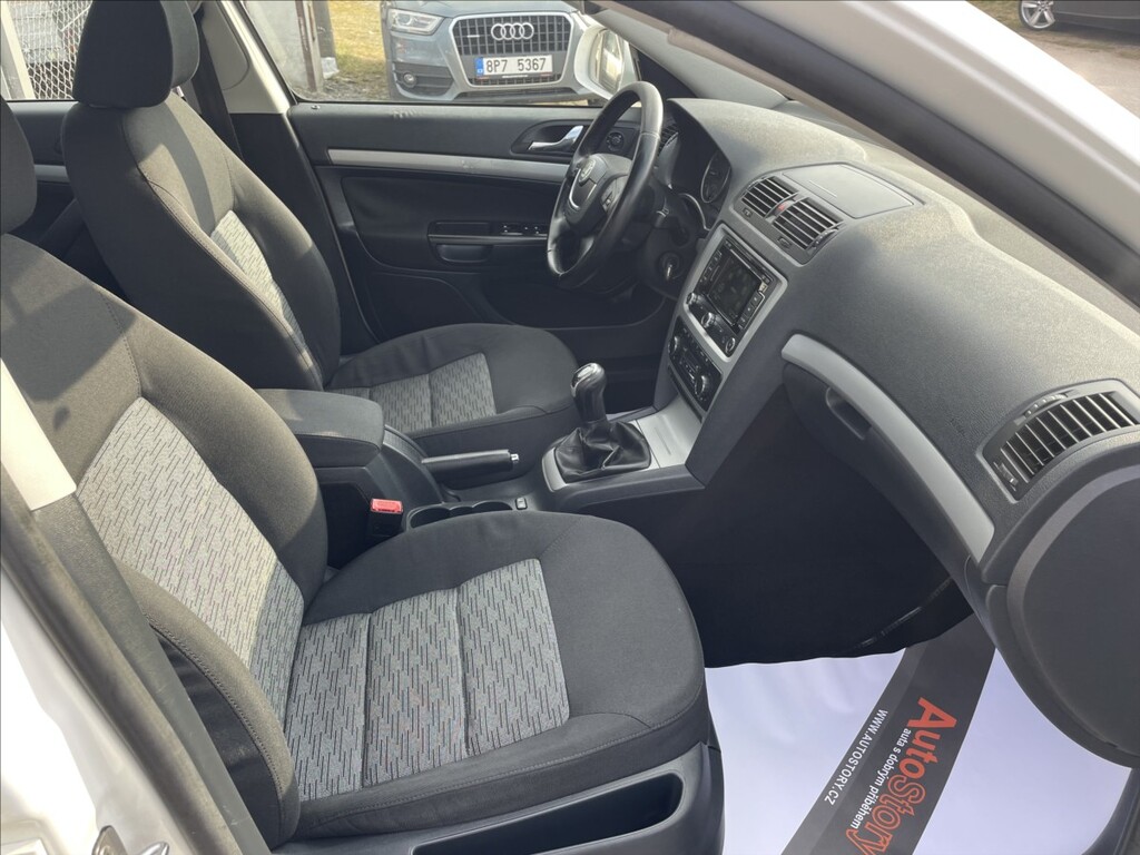 Škoda Octavia 19