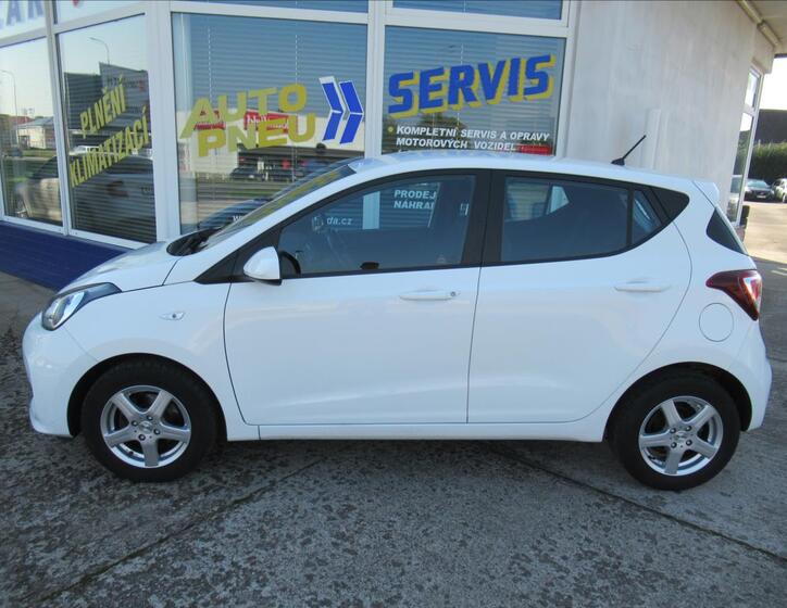 Hyundai i10 8