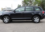 Volkswagen Touareg 8