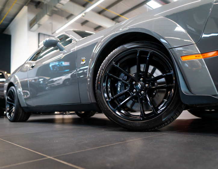 Dodge Challenger 39