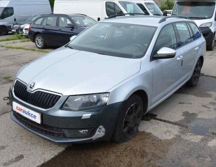 Škoda Octavia 1