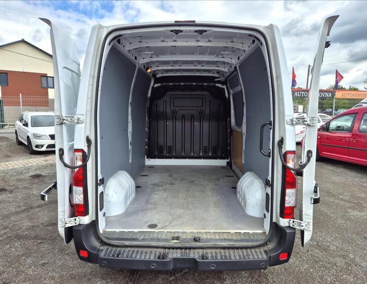 Opel Movano 12