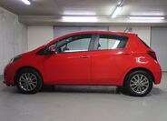 Toyota Yaris 8