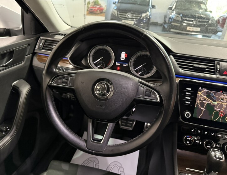 Škoda Superb 22