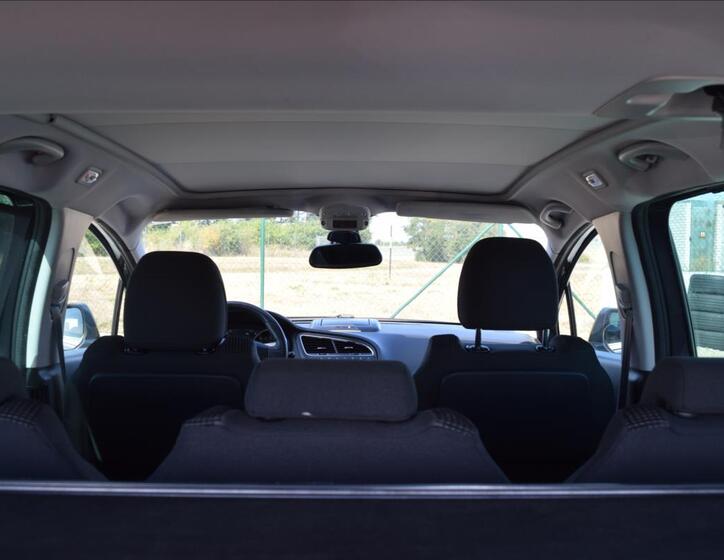 Peugeot 5008 28