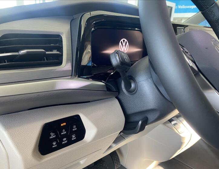 Volkswagen Multivan 6