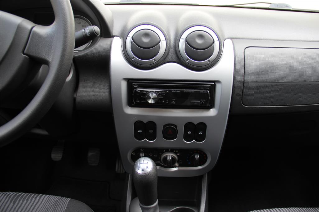 Dacia Logan