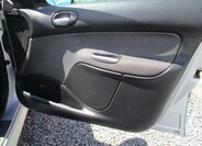 Peugeot 206 19
