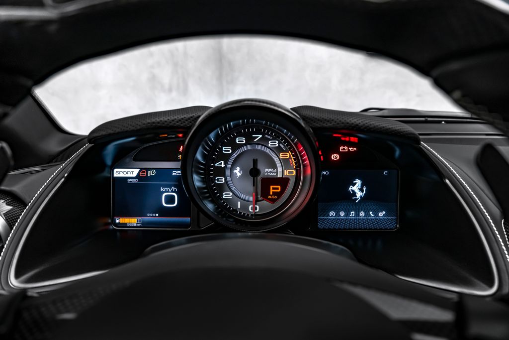 Ferrari 812