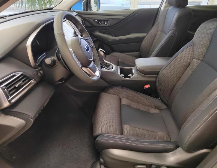 Subaru Outback 6