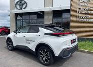 Toyota C-HR 4