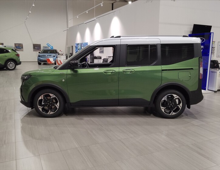 Ford Tourneo Courier 9