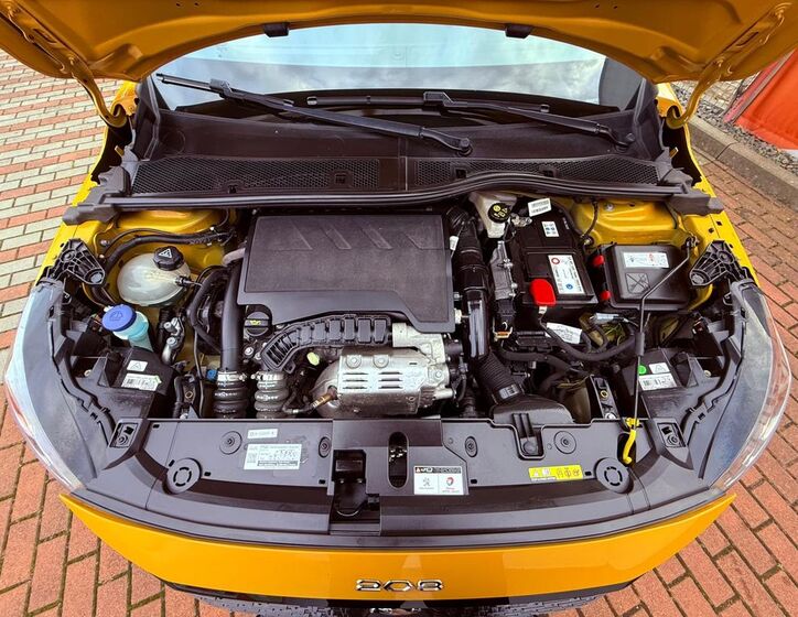 Peugeot 208 30