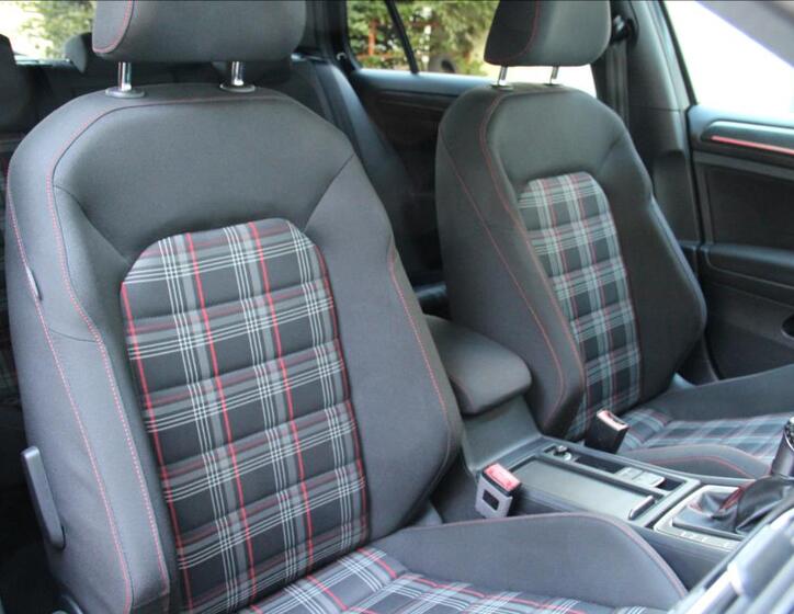Volkswagen Golf 17